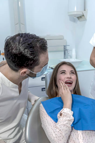 Best Tooth Infection Emergency Dentist  in Akron, OH