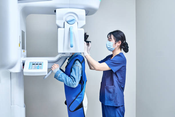 Best Cracked Tooth Emergency Dentist  in Akron, OH